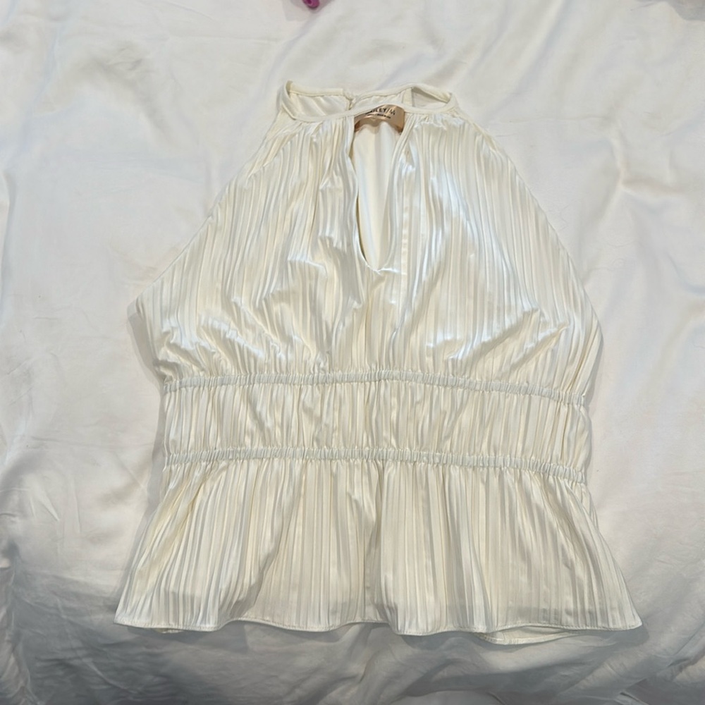 Bailey 44 white top